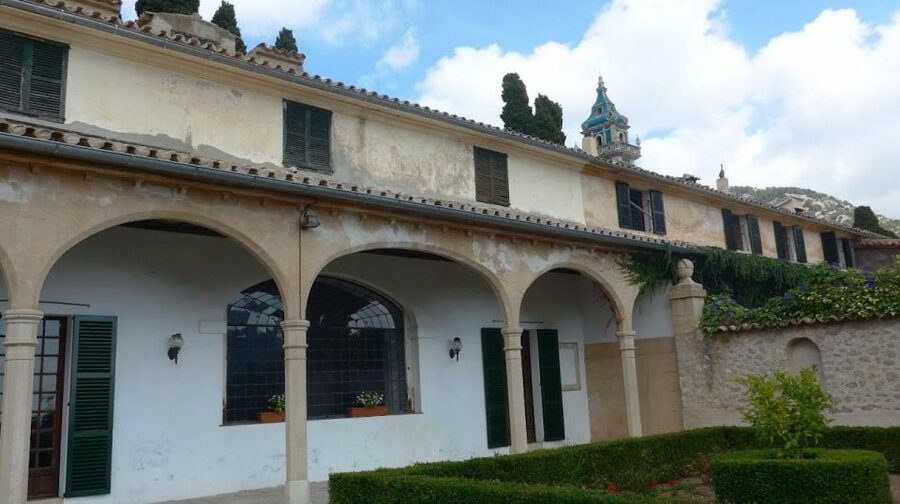 Mallorca: Carthusian Monastery Valldemossa Entrance Ticket - Why Valldemossa’s monastery is worth an hour