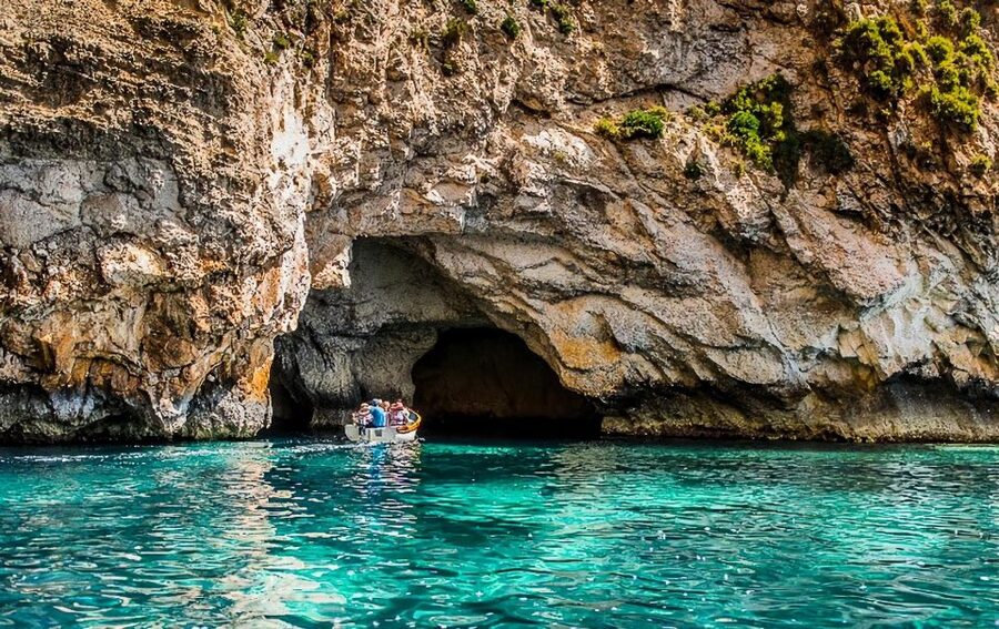 Malta: Prehistoric Temples, Limestone Heritage & Blue Grotto - Pickup, transport, and the four-hour schedule