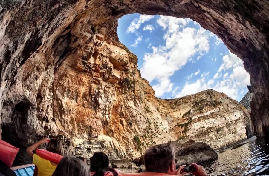 Malta: Prehistoric Temples, Limestone Heritage & Blue Grotto - Who should book this tour?