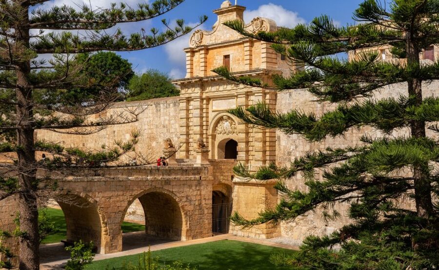 Malta: Valletta, Marsaslokk, Blue Grotto, Hagar Qim & Mdina - Ħaġar Qim and Mnajdra explain Malta before the Romans