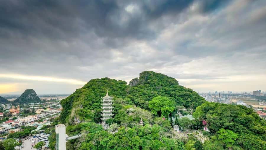 Marble Mountains, Am Phu Cave, Linh Ung Pagoda Group Tour - Why this five-hour route works in Da Nang