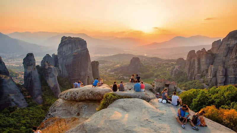 Meteora: Sunset Small Size Tour with Monastery & Caves visit - Why the late afternoon works so well at Meteora