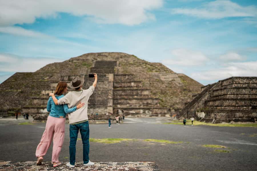 Mexico City: Teotihuacan, Tlatelolco & Guadalupe Shrine Tour - Tlatelolco begins with Mexico City’s difficult past