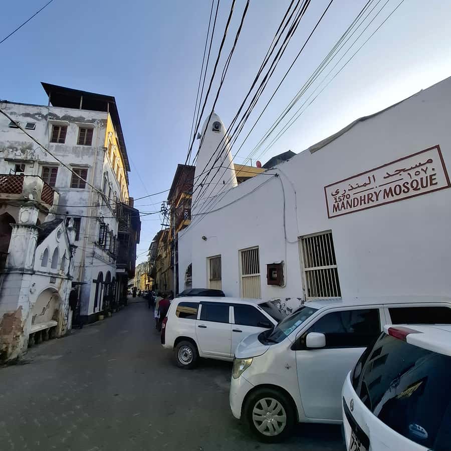 MOMBASA:FortJesus,OldTown,SpiceMarket, Shiva Temple DayTour. - Should you book it?