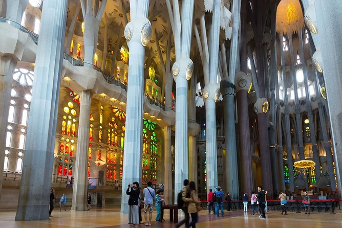 Montserrat Monastery and Sagrada Familia Tour with Liquor Tasting - Who will get the most from this tour?