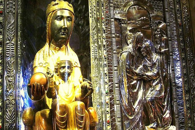 Montserrat Monastery with Easy Hike & Sitges Tour from Barcelona - Sitges beaches and the lunch break
