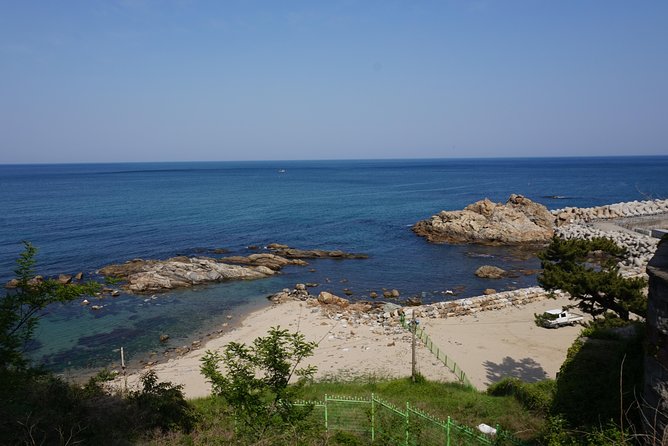 Mount Seorak and Naksansa Temple One Day Tour from Seoul - Naksansa Temple: a gentler finish with steep bits