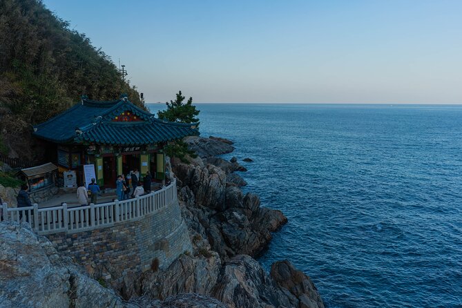 Mount Seorak and Naksansa Temple One Day Tour from Seoul - Guides can make the difference