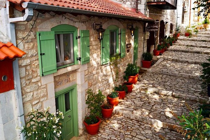 Mt. Villages of Arcadia & Clifftop Monastery Private Day Trip - Why Arcadia makes a strong day trip from Athens