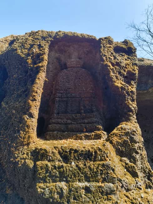 Mumbai Kanheri Caves & Golden Pagoda – A Buddhist Settlement - Who should book this experience?