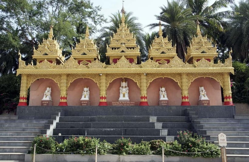 Mumbai Kanheri Caves & Vipassana Pagoda Tour - Ancient caves in a Mumbai national park