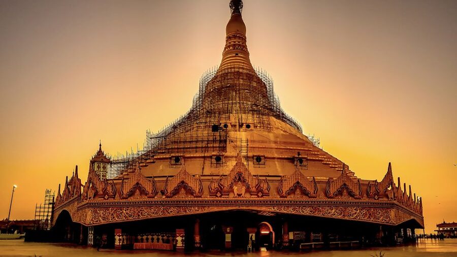 Mumbai: Private tour for Kanheri Caves and Golden Pagoda - Why this pairing works in Mumbai