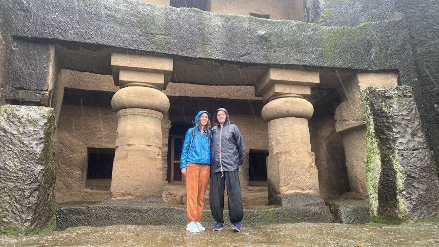 Mumbai: Private tour for Kanheri Caves and Golden Pagoda - The guide can shape the whole day