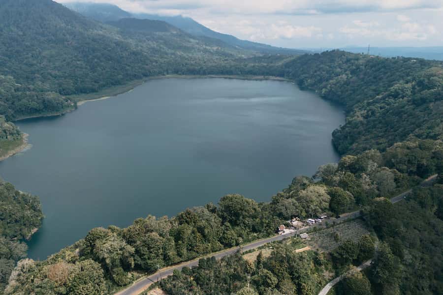 Munduk: Twin Lake Jungle Hike, Ulun Danu Temple, & Waterfall - Rain, fitness, and what to pack