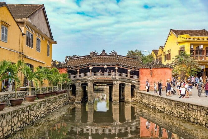 My Son Hindu Temples & Terracotta Workshop PRIVATE TOUR - A bowl of My Quang in Duy Xuyen District