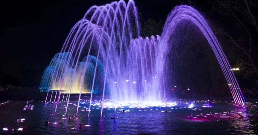 New Delhi: Akshardham Temple Light Show With Custom Add Ons - Why Akshardham feels different from an ordinary Delhi stop