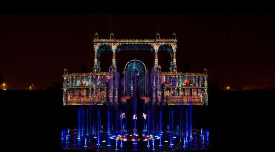 New Delhi: Akshardham Temple Light Show With Custom Add Ons - The Sahaj Anand Light and Water Show