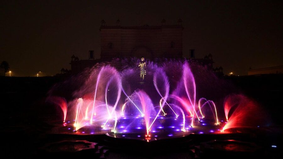 New Delhi: Akshardham Temple Tour with Water and Light Show - Is $21 good value?