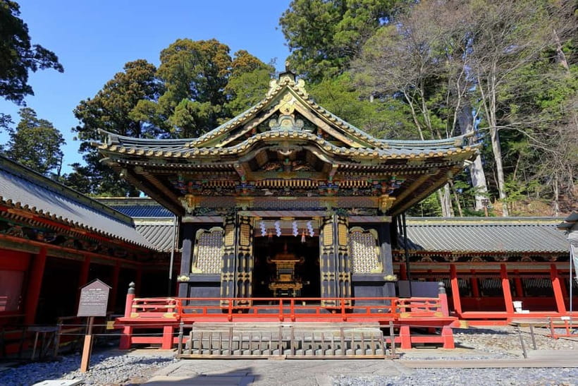 Nikko: Kegon Falls, Lake Chuzenji & Toshogu Temple - Lunch in the Nikko mountain area