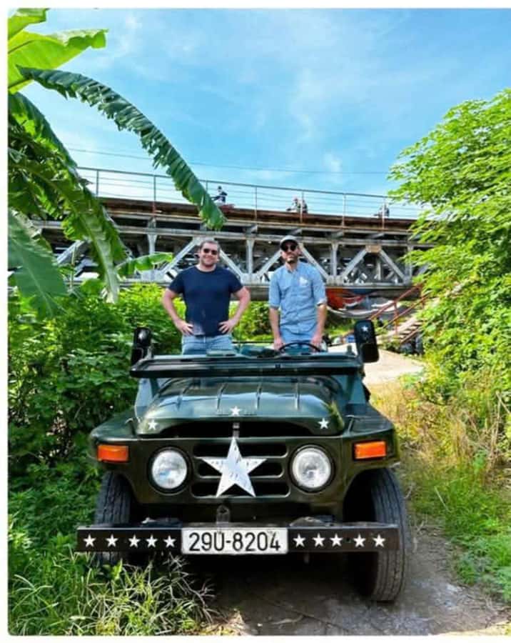Ninh Binh Jeep Adventure: Temples, Lotus, Fishing & Cooking - Climbing through Bich Dong Pagoda
