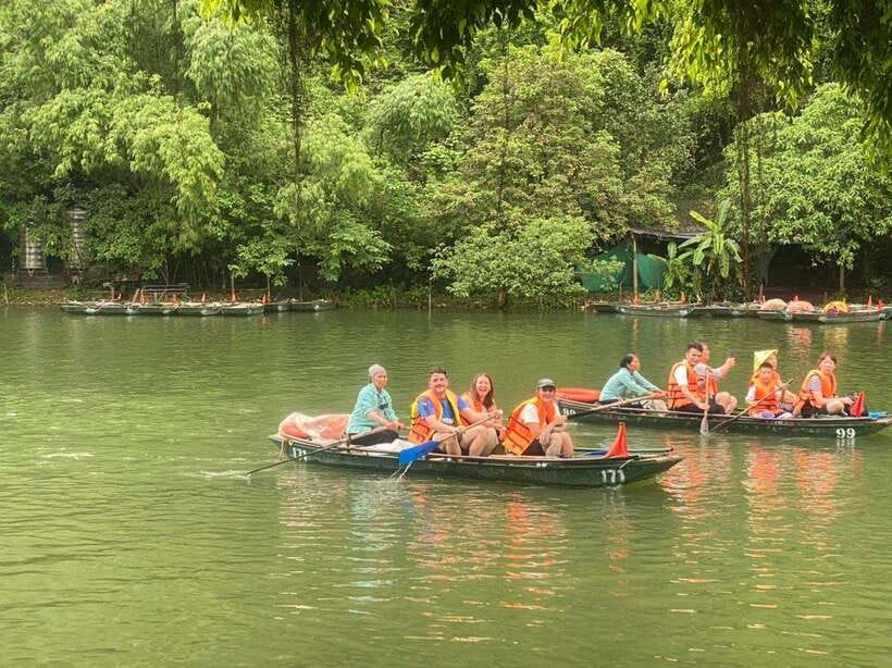 Ninh Binh : Mua Cave, Bai Dinh Pagoda, and Trang An Day Tour - Should you book this Ninh Binh tour?