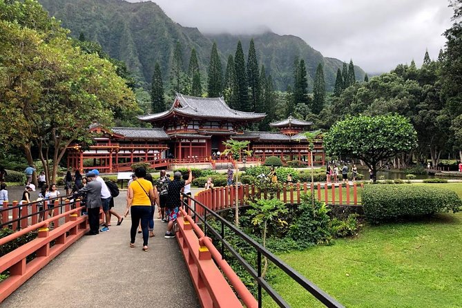 Oahu Circle Island Tour with Byodo-In Temple Admission - Waikiki pickup and the morning start