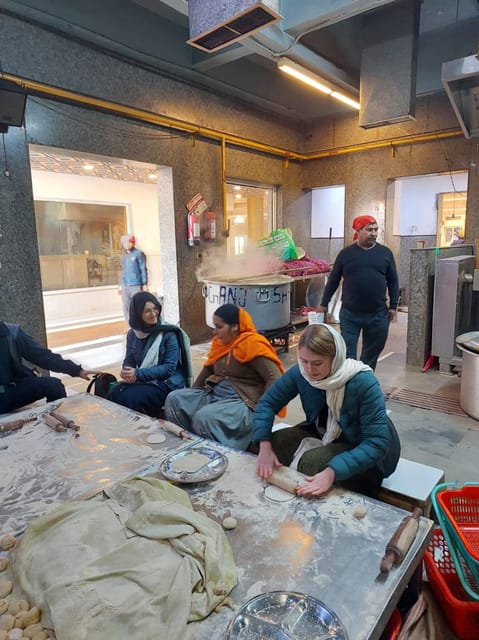 Old Delhi Temples and Spice Market Tour - Who should book this experience?