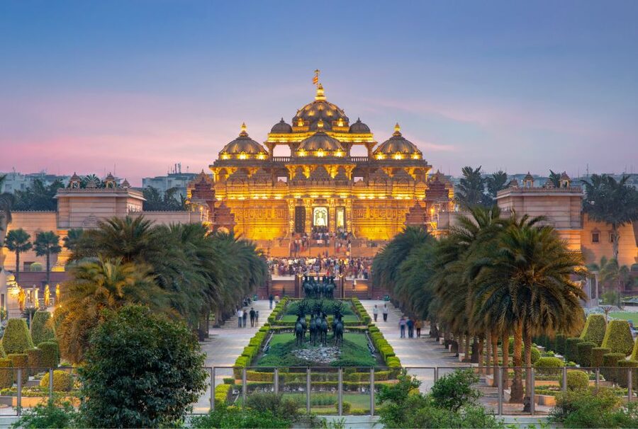 Old Delhi Temples and Spiritual Sites Private 6-Hour Tour - Who should book this tour