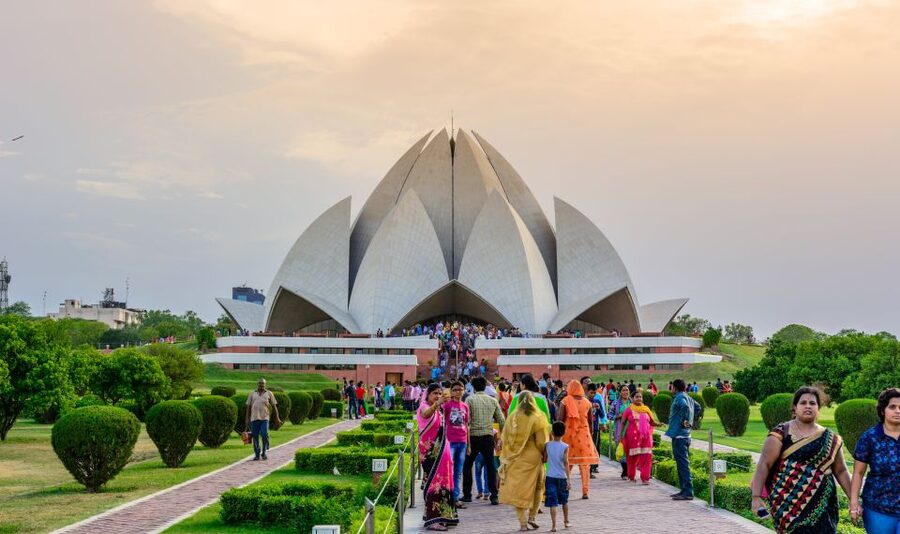 Old Delhi Temples and Spiritual Sites Private 6-Hour Tour - Akshardham and the Hindu temple tradition