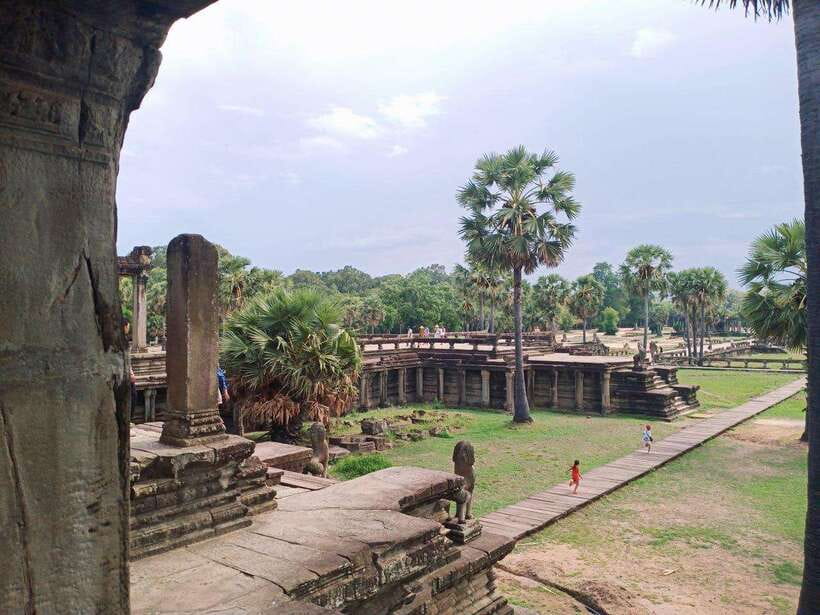 One Day Angkor Wat Trip with Sunrise - Bayon and its 216 stone faces