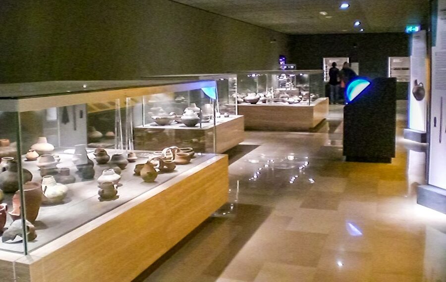Paestum: Temples and Museum Tour with Archaeologist Guide - The value of the private format