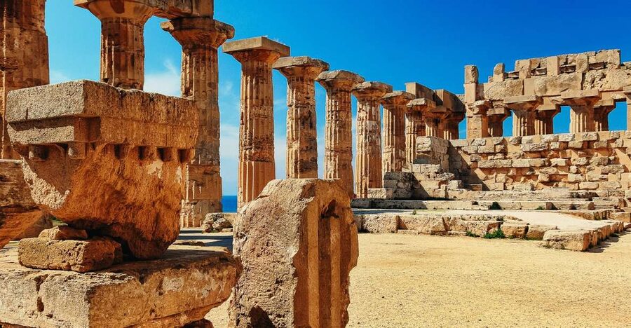 Palermo: Agrigento and the Valley of the Temples Day Tour - The bakery stop makes the long ride easier