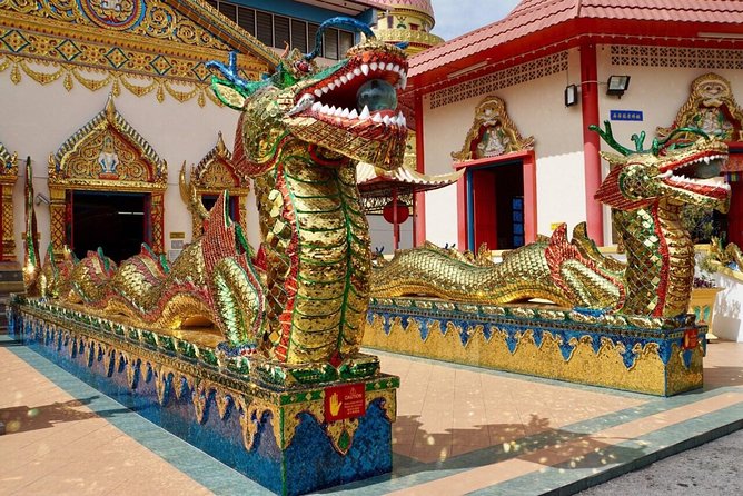 Penang City & Temple Tour With Penang Hill(Fast Lane) - Wat Chayamangkalaram and Dhammikarama show Penang’s religious mix