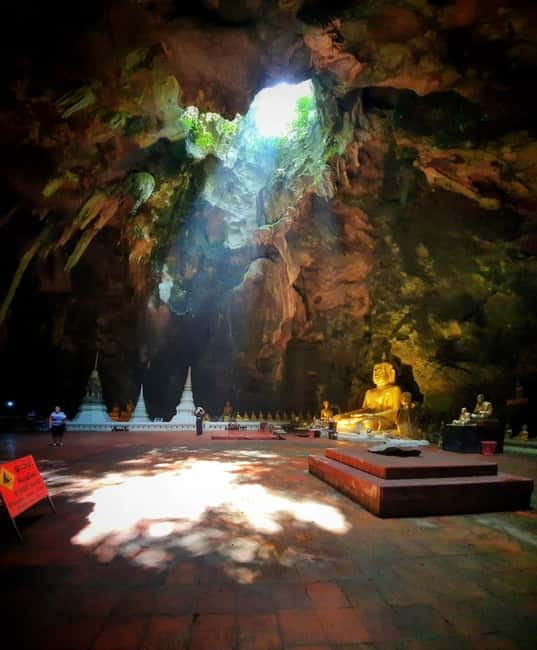 Petchaburi Temples & Royal Palace - small Join Group Tour - Lunch at The Royal Diamond