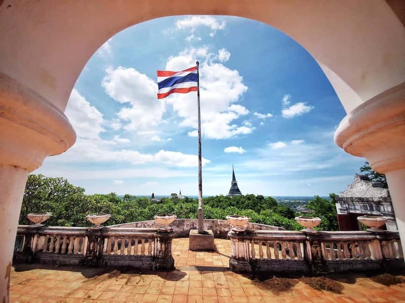 Petchaburi Temples & Royal Palace - small Join Group Tour - From Hua Hin to Khao Wang Hill