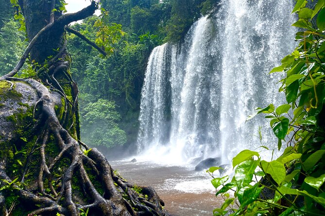 Phnom Kulen Waterfall and Banteay Srei Temple Tour from Siem Reap - Key details before you book