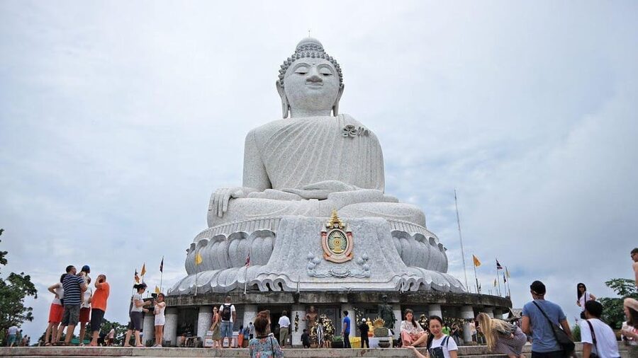 Phuket: Old Town, Chalong Temple, and Great Buddha Van Tour - Who will get the most value from $160
