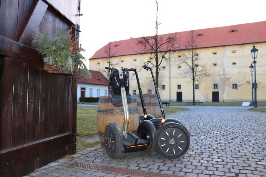 Prague: Castle and Monastery Segway Tour - Timing, languages, and group style