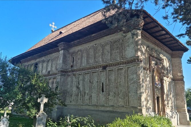Princely Court of Târgoviște and Curtea de Argeș Monastery - A private car makes the long day easier