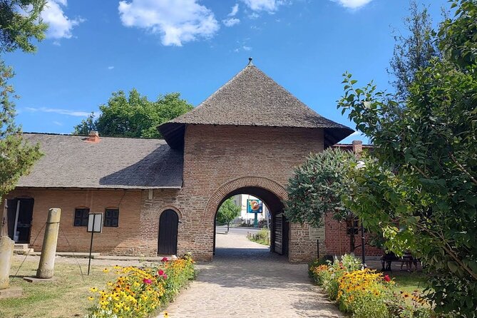 Princely Court of Târgoviște and Curtea de Argeș Monastery - Curtea de Argeș Monastery is the visual high point