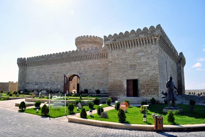 Private Absheron Peninsula Atesgah Temple & Fire Mountain - Booking, cancellation, and guide expectations