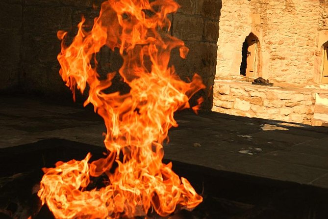 Private Absheron Peninsula Atesgah Temple & Fire Mountain - Yanar Dag and the flames that do not go out