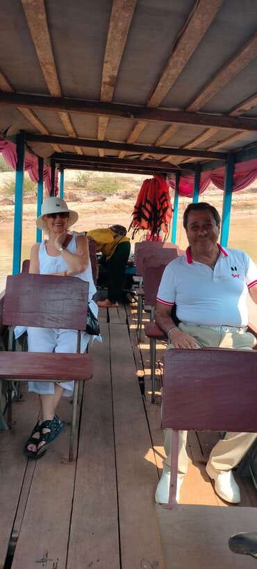 Private Angkor Wat Sunrise Tours And Sunset Floating Village - What the private setup changes