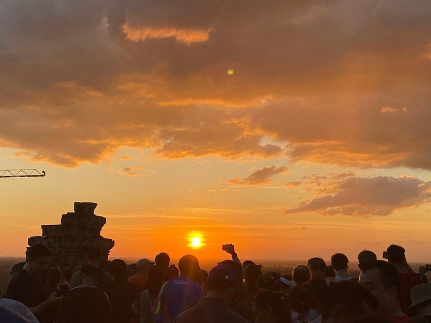 Private Angkor Wat Sunset Tour with Lunch and Snack Included - Is $69 a good value?