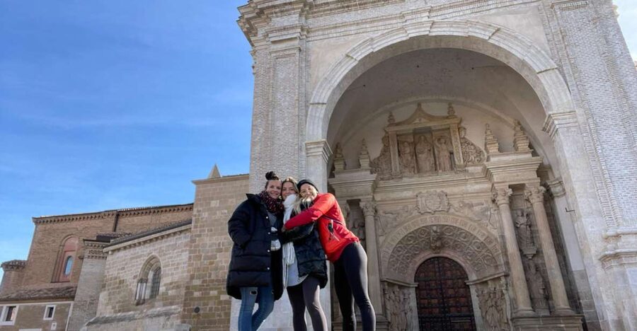 Private Bécquer's route, Trasmoz, Veruela's Monastery +food - Why the Bécquer story gives this tour its shape