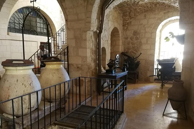 Private Day Tour: St. George's Monastery, Wadi Qelt, Mar Saba, and Bethlehem - Shepherd’s Field and lunch in Beit Sahour