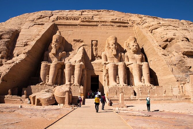 Private Day Trip to Abu Simbel Temple with Guide from Luxor - Two hours among Ramses II’s temples