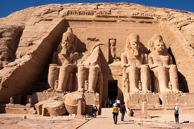 Private Day Trip to Abu Simbel Temple with Guide from Luxor - The return to Luxor