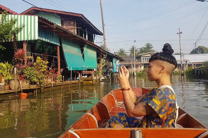 PRIVATE Floating Market + DRAGON Temple + DO like a Local - Palm sugar at a family home