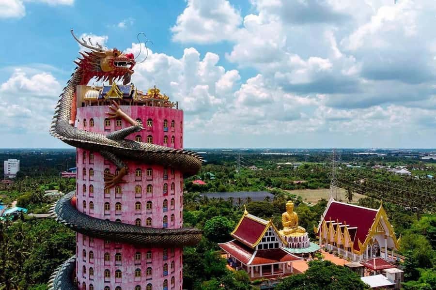 Private Floating & Train Market + DRAGON Temple + Thai Cafe - Key points at a glance